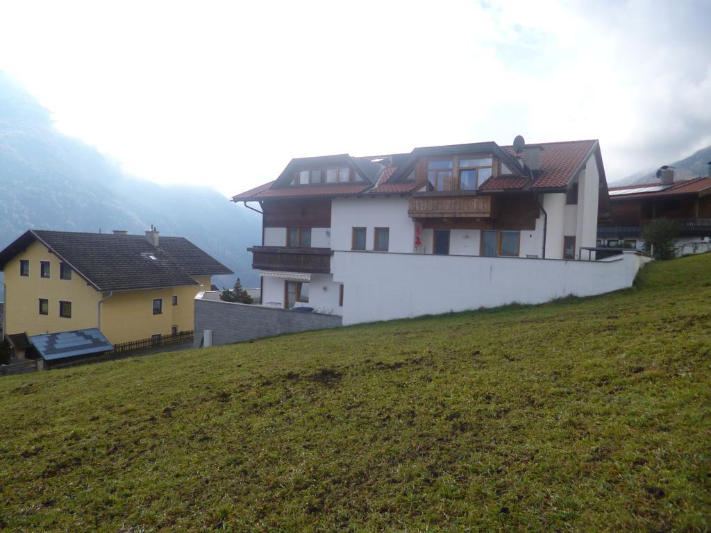 Landhaus Birgit テルフェス・イム・シュトゥーバイ エクステリア 写真